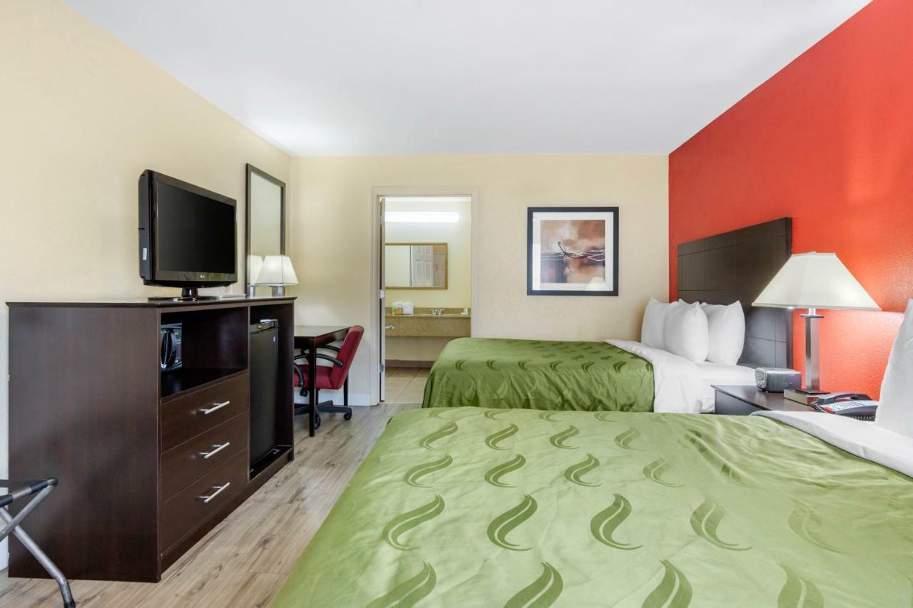 Quality Inn & Suites Лексингтон Экстерьер фото